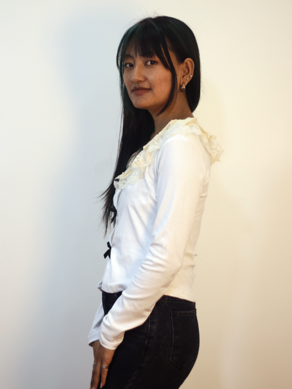 White Bow-top with Lace L1